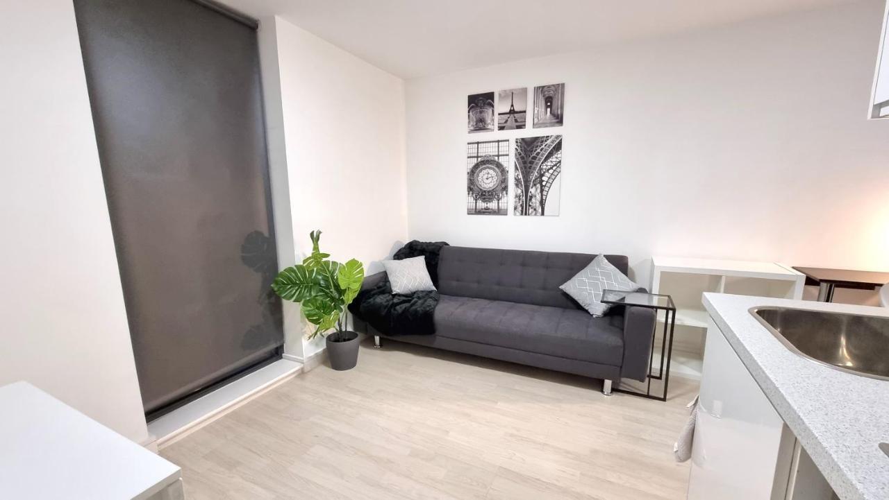 Spacious City Studio / Wifi / Parking Ливерпуль Экстерьер фото
